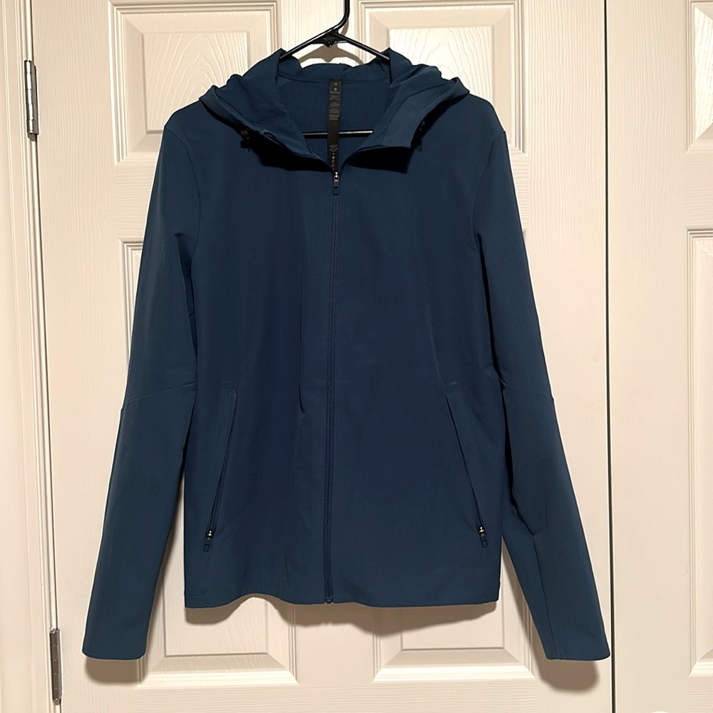 Lululemon hooded running jacket- water resistant